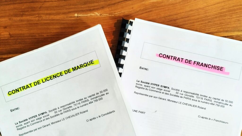 Franchise ou licence de marque: quel modèle choisir